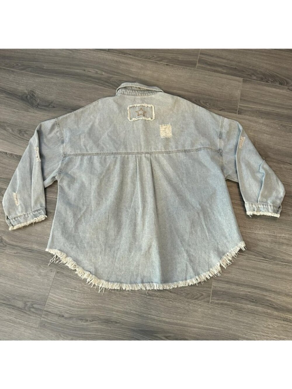 POL Shirt Womens L Sweet Talker Shacket Grunge Distressed Denim Fringe Hem Boho - Picture 2 of 11